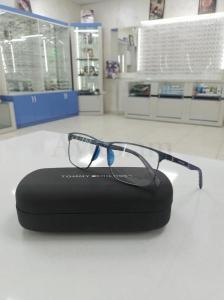 Օպտիկական ակնոց / Оптические очки