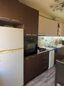 3-комн. квартира на ул. Ерванда Кочара, 80 кв.м., 4/9 этаж, ка