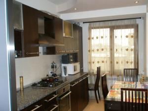 2-комн. квартира, переулок улицы Врацакан в Арабкире, 80 �