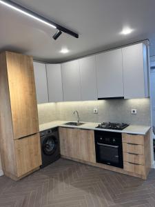 2-комн. квартира на ул. Нар-Доса в центре, 39 кв.м., предпос